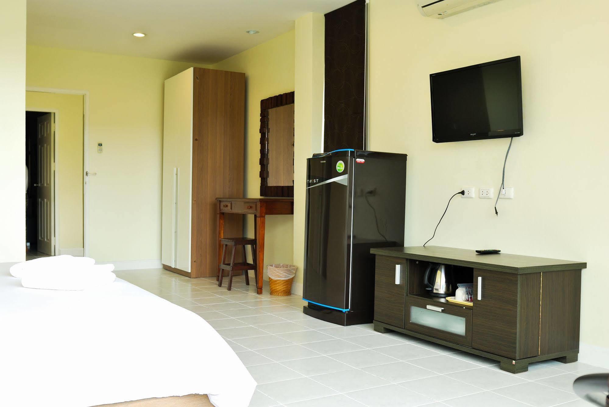 Glitter House Apartment Phuket Exterior photo