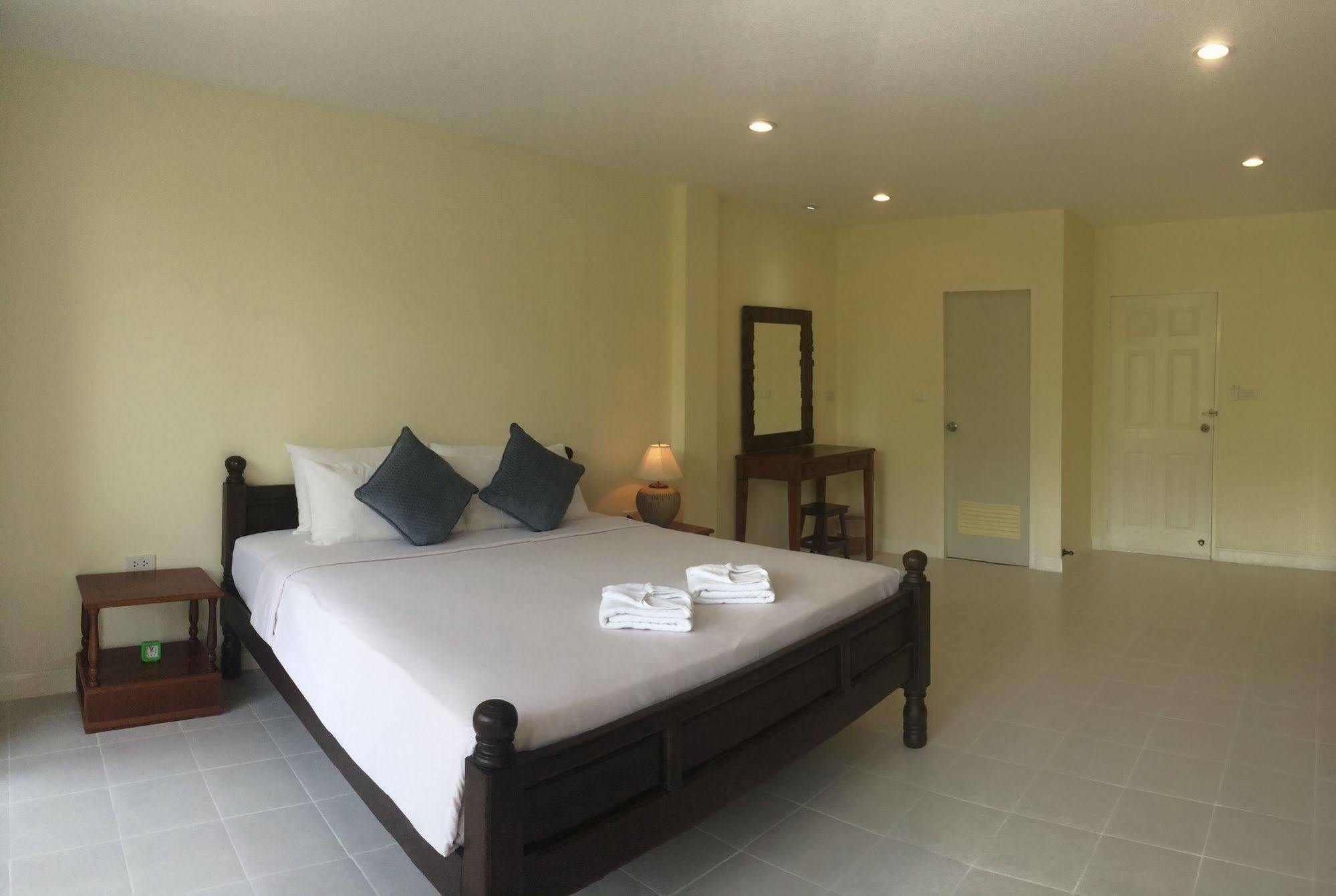 Glitter House Apartment Phuket Exterior photo