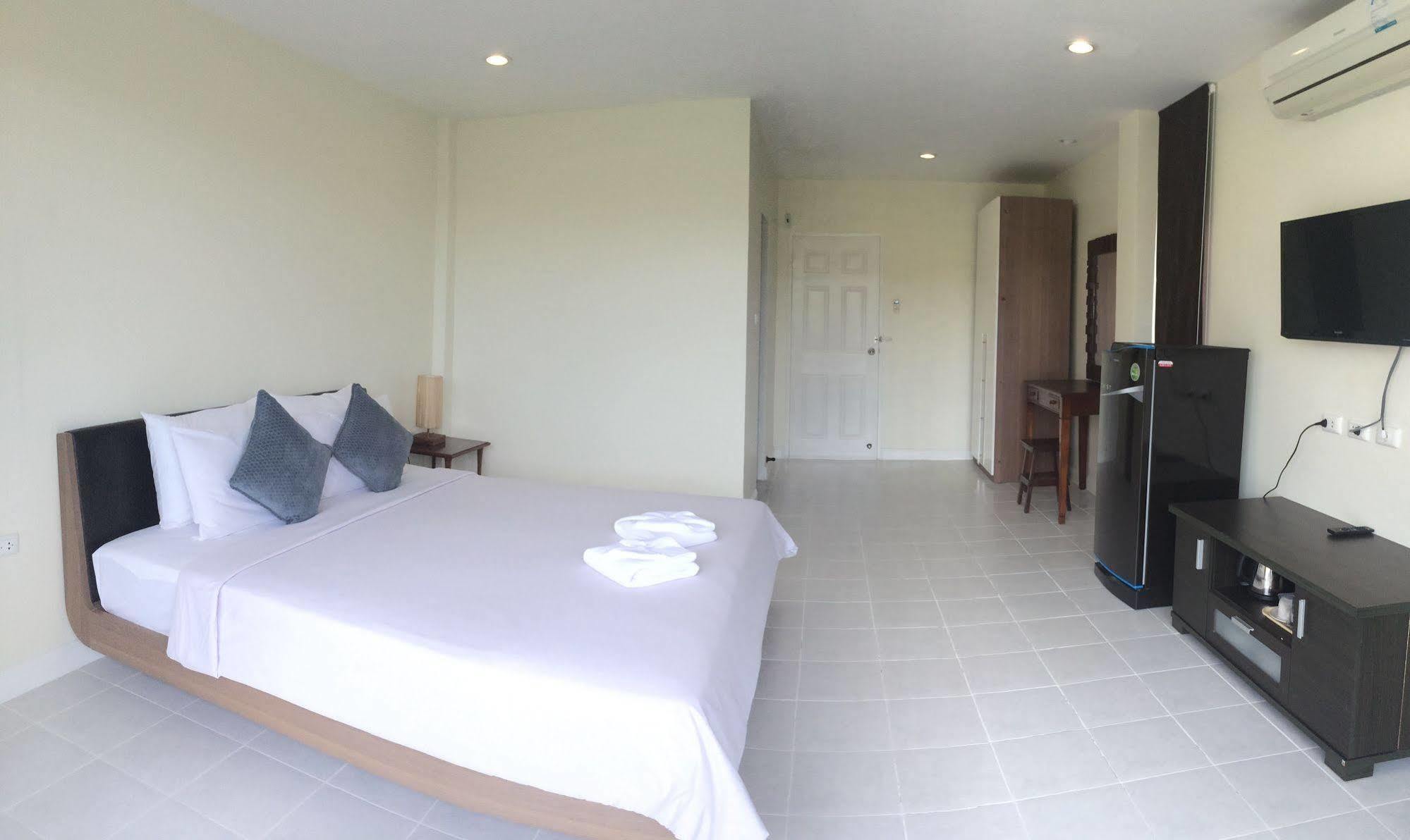Glitter House Apartment Phuket Exterior photo